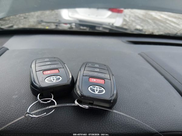 2024 TOYOTA HIGHLANDER XSE