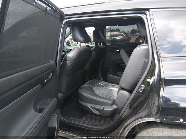 2024 TOYOTA HIGHLANDER XSE