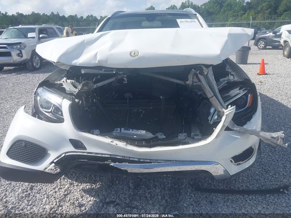 2019 MERCEDES-BENZ GLC 300 GLC300
