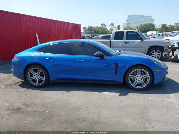 2019 PORSCHE PANAMERA 4