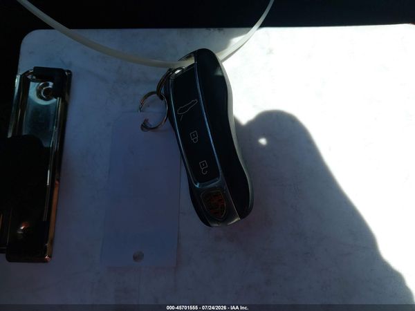 2019 PORSCHE PANAMERA 4