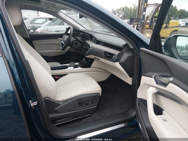 2022 AUDI E-TRON PREMIUM PLUS QUATTRO