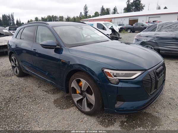 2022 AUDI E-TRON PREMIUM PLUS QUATTRO