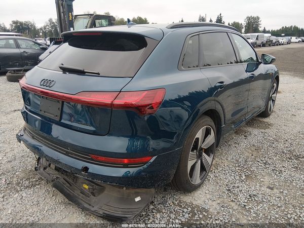 2022 AUDI E-TRON PREMIUM PLUS QUATTRO