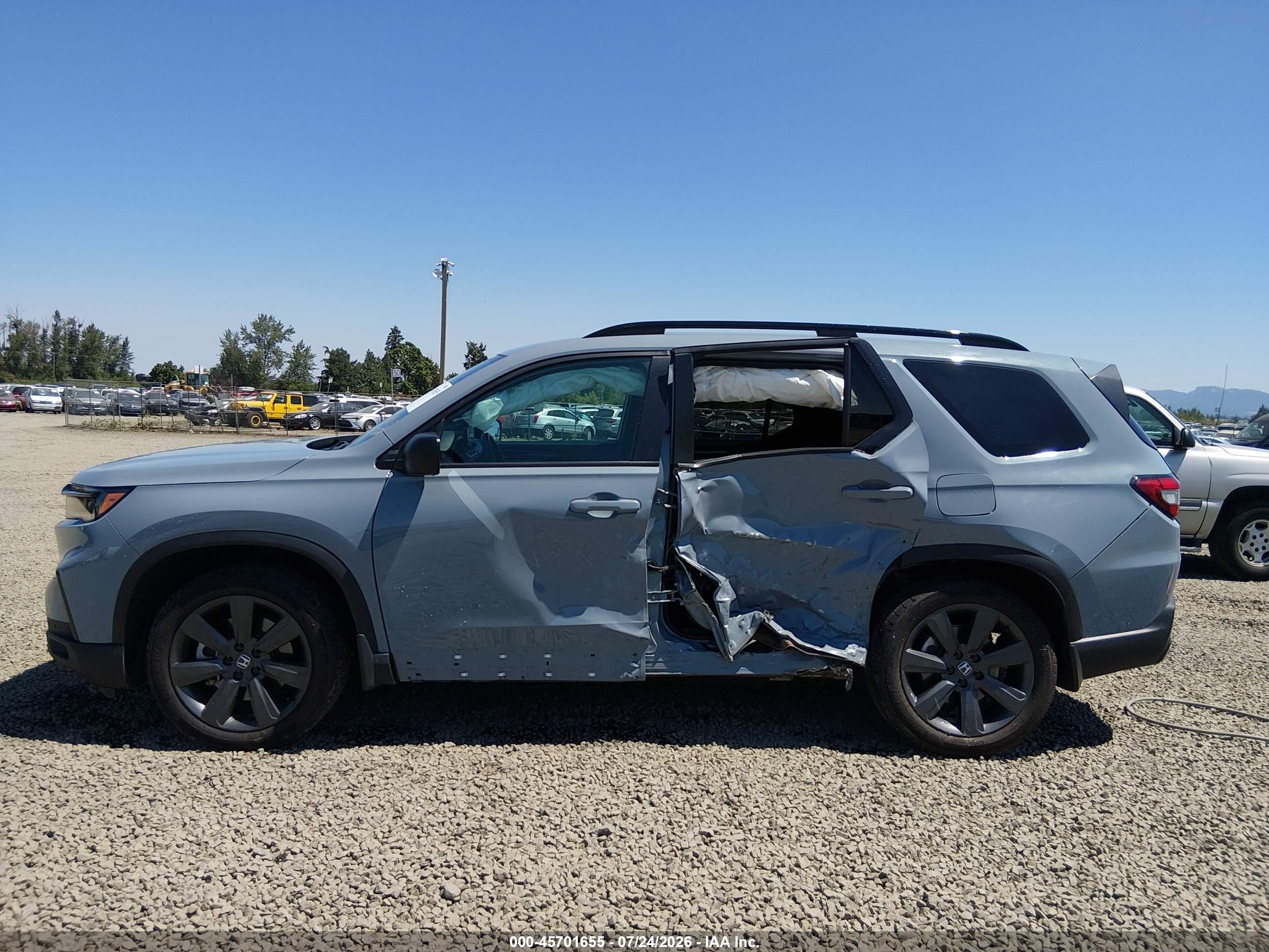 2025 HONDA PILOT SPORT