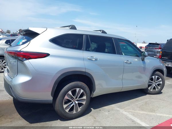 2023 TOYOTA HIGHLANDER HYBRID XLE