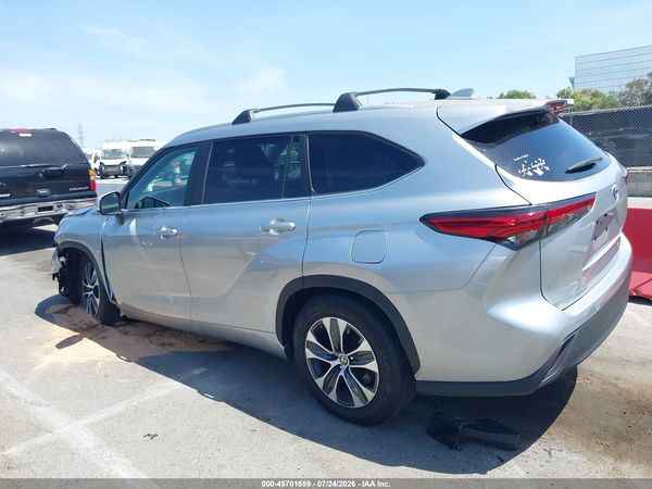 2023 TOYOTA HIGHLANDER HYBRID XLE