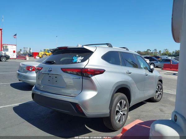 2023 TOYOTA HIGHLANDER HYBRID XLE