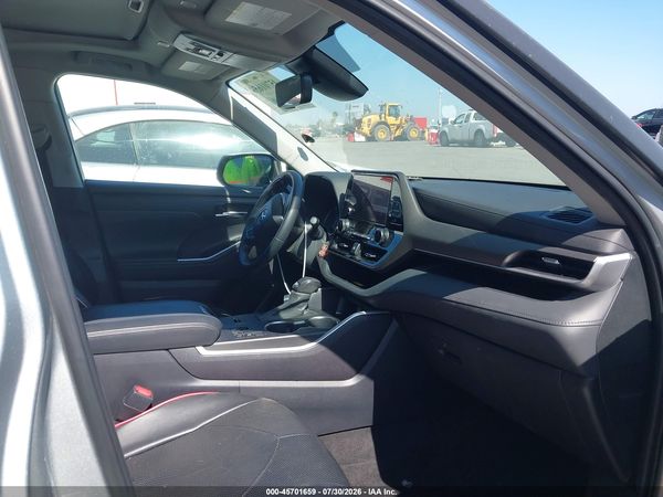 2023 TOYOTA HIGHLANDER HYBRID XLE