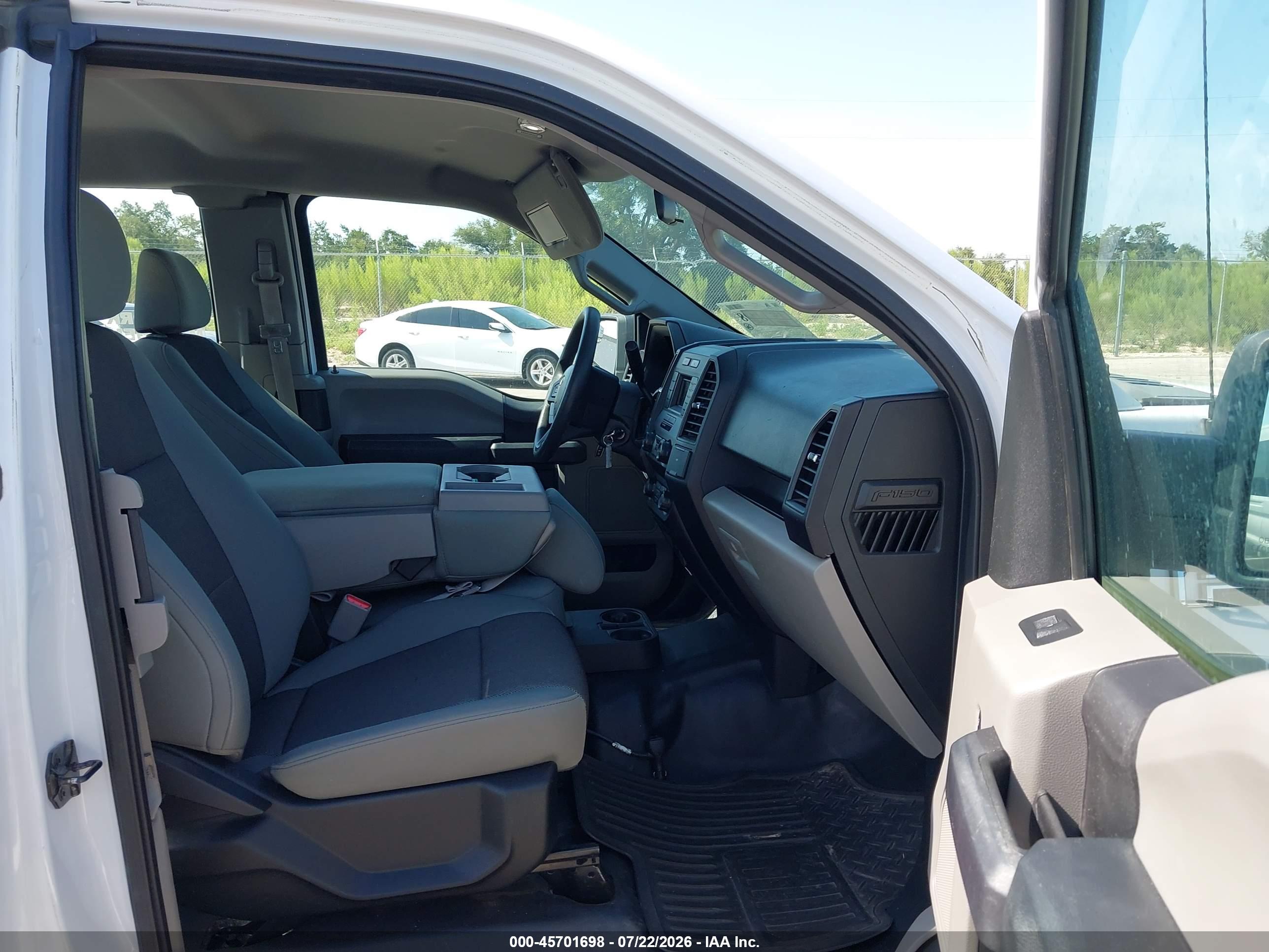 2017 FORD F-150 XL