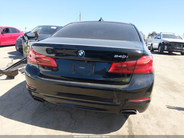 2020 BMW 540I