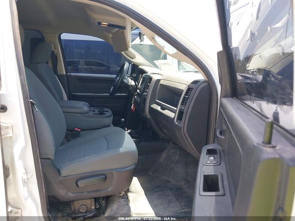 2017 RAM 2500 TRADESMAN  4X4 6'4 BOX