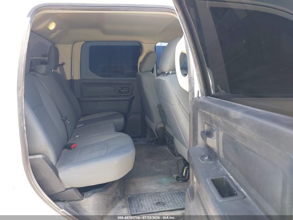 2017 RAM 2500 TRADESMAN  4X4 6'4 BOX