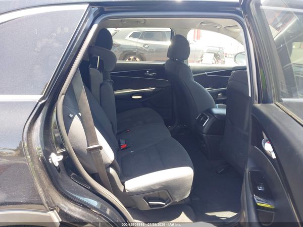 2019 KIA SORENTO 2.4L LX