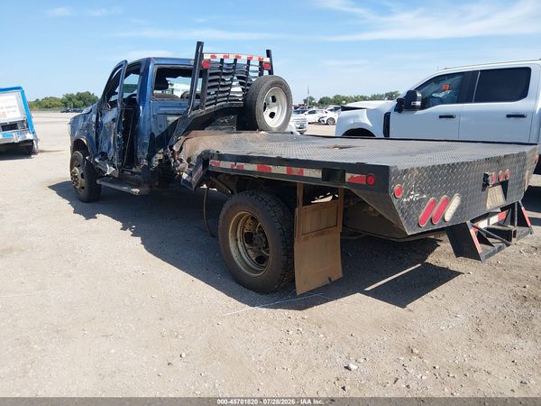 2022 RAM 5500 CHASSIS TRADESMAN/SLT