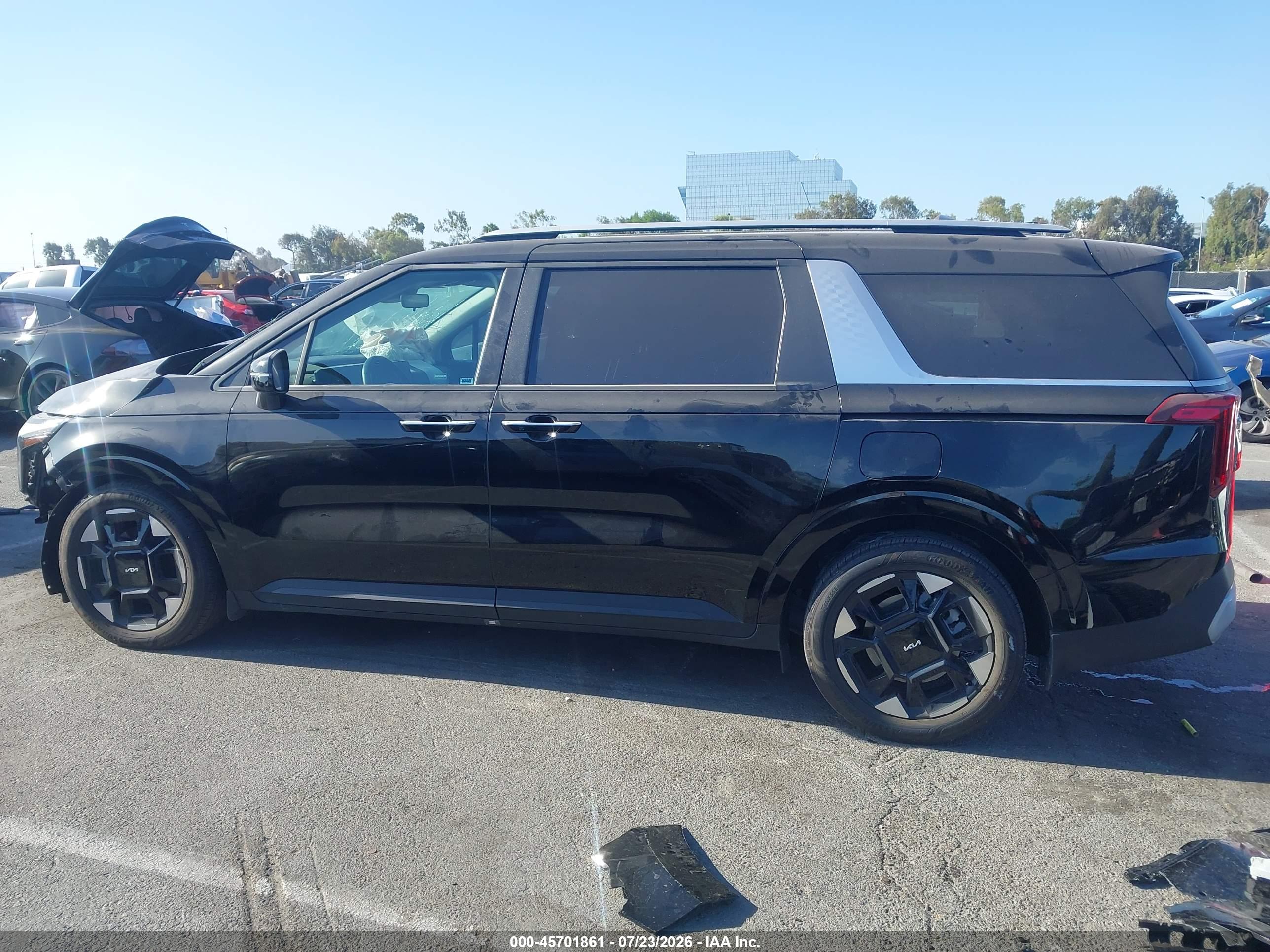 2026 KIA CARNIVAL MPV EX