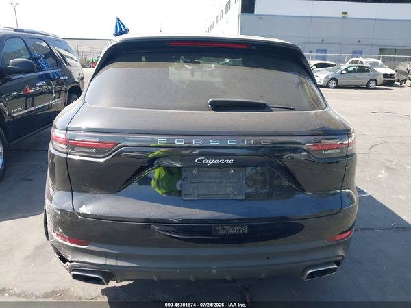 2019 PORSCHE CAYENNE