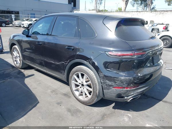2019 PORSCHE CAYENNE