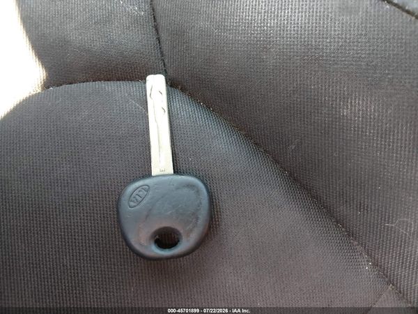 2017 KIA SOUL Base
