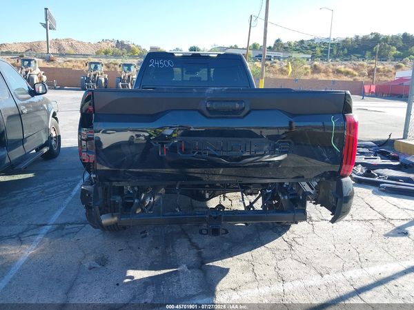 2026 TOYOTA TUNDRA SR DOUBLE CAB 8.1' BED