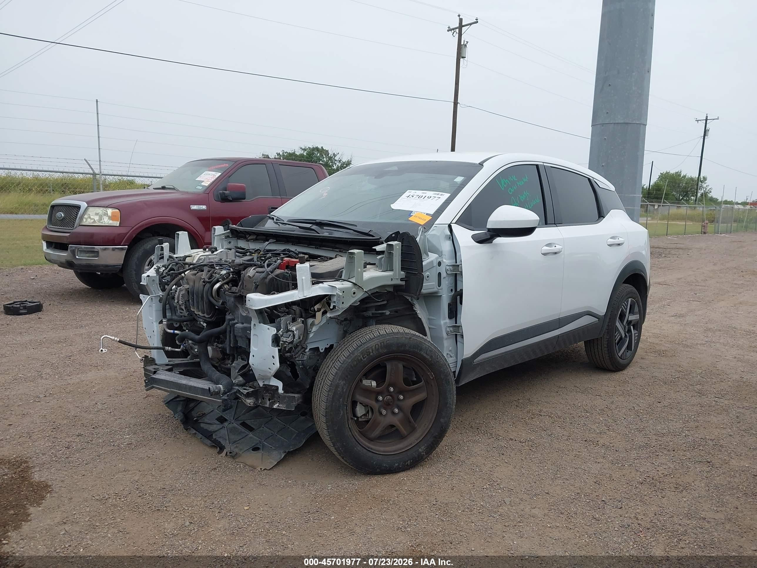 2025 NISSAN KICKS SV FWD — I2