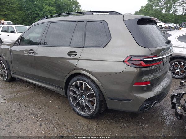 2023 BMW X7 M60I
