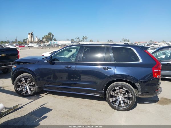 2016 VOLVO XC90 T6 MOMENTUM