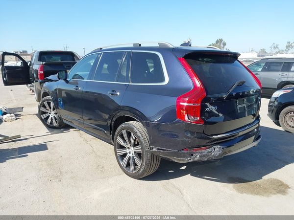 2016 VOLVO XC90 T6 MOMENTUM