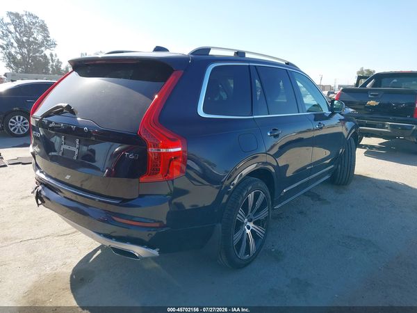 2016 VOLVO XC90 T6 MOMENTUM