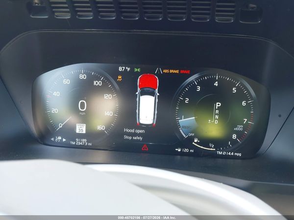 2016 VOLVO XC90 T6 MOMENTUM