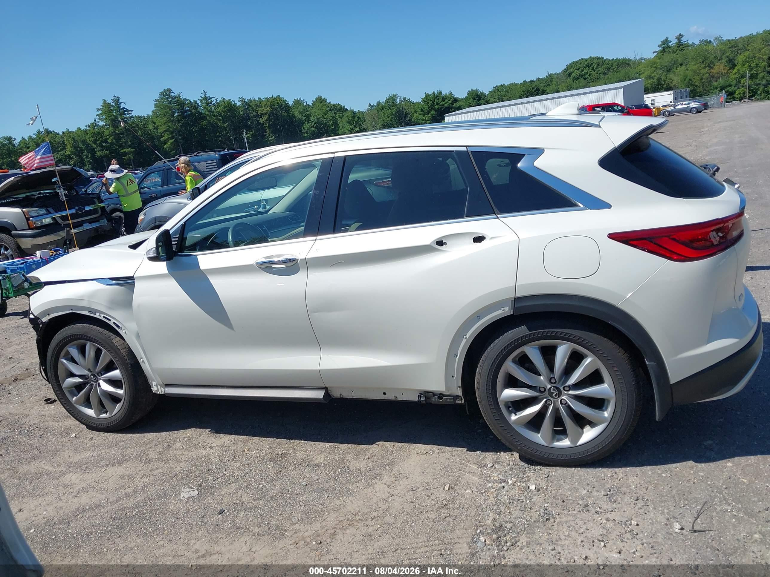 2020 INFINITI QX50 LUXE AWD