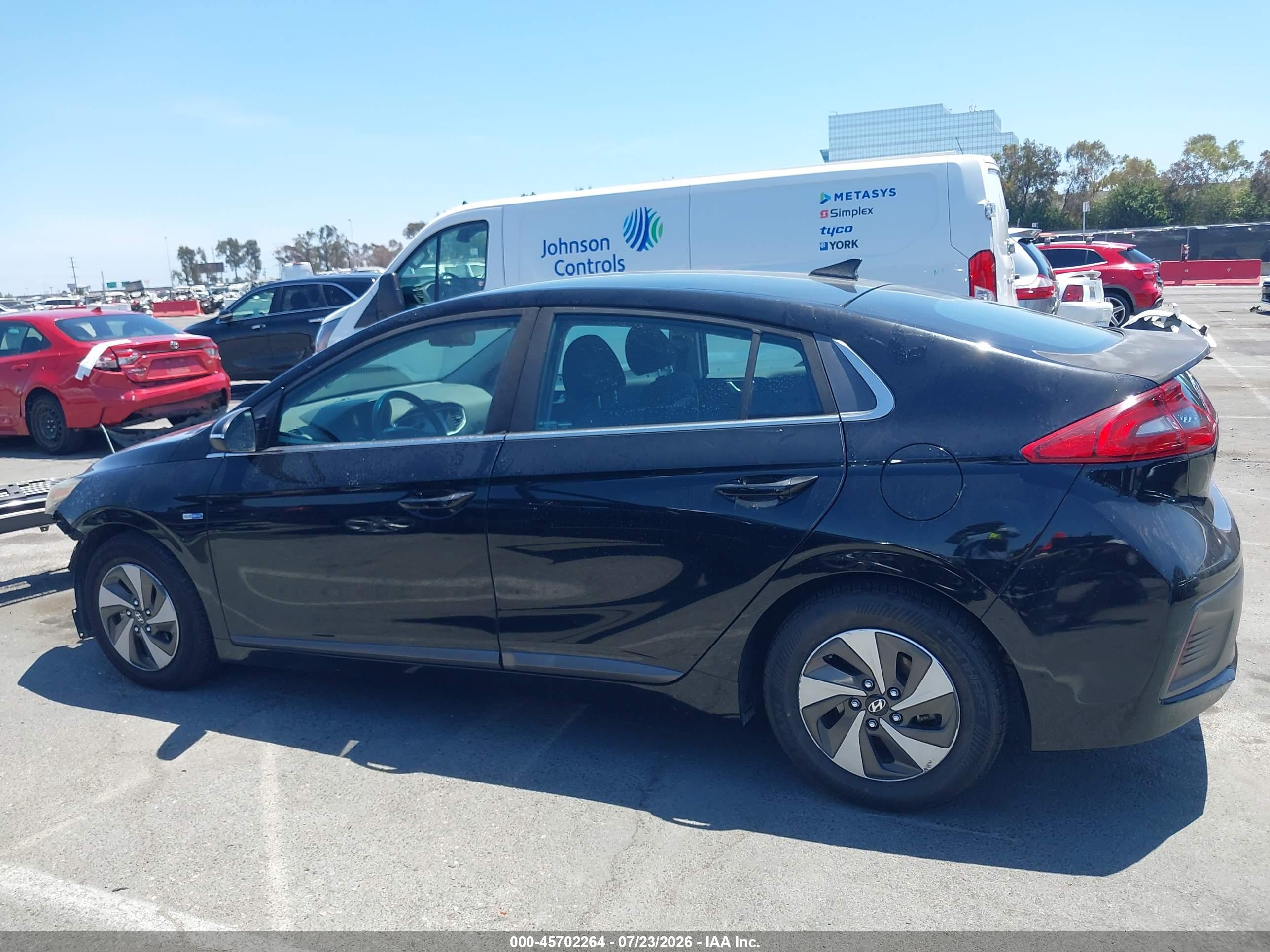 2018 HYUNDAI IONIQ HYBRID SEL