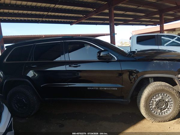 2017 JEEP GRAND CHEROKEE LAREDO