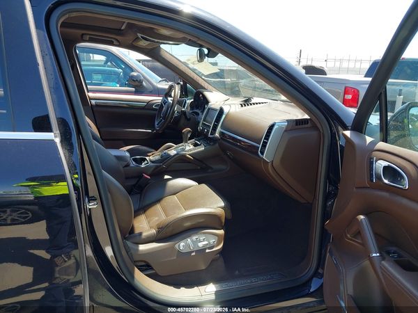 2015 PORSCHE CAYENNE TURBO