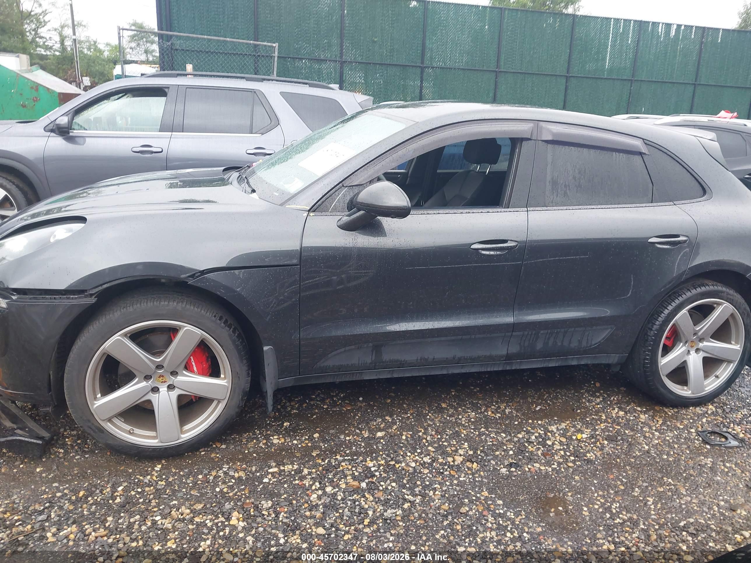 2019 PORSCHE MACAN S