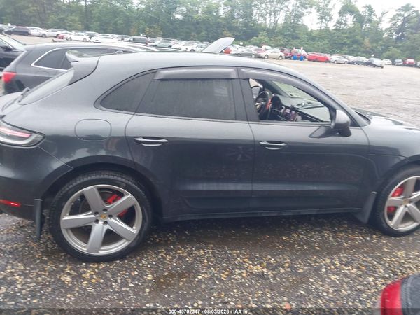 2019 PORSCHE MACAN S