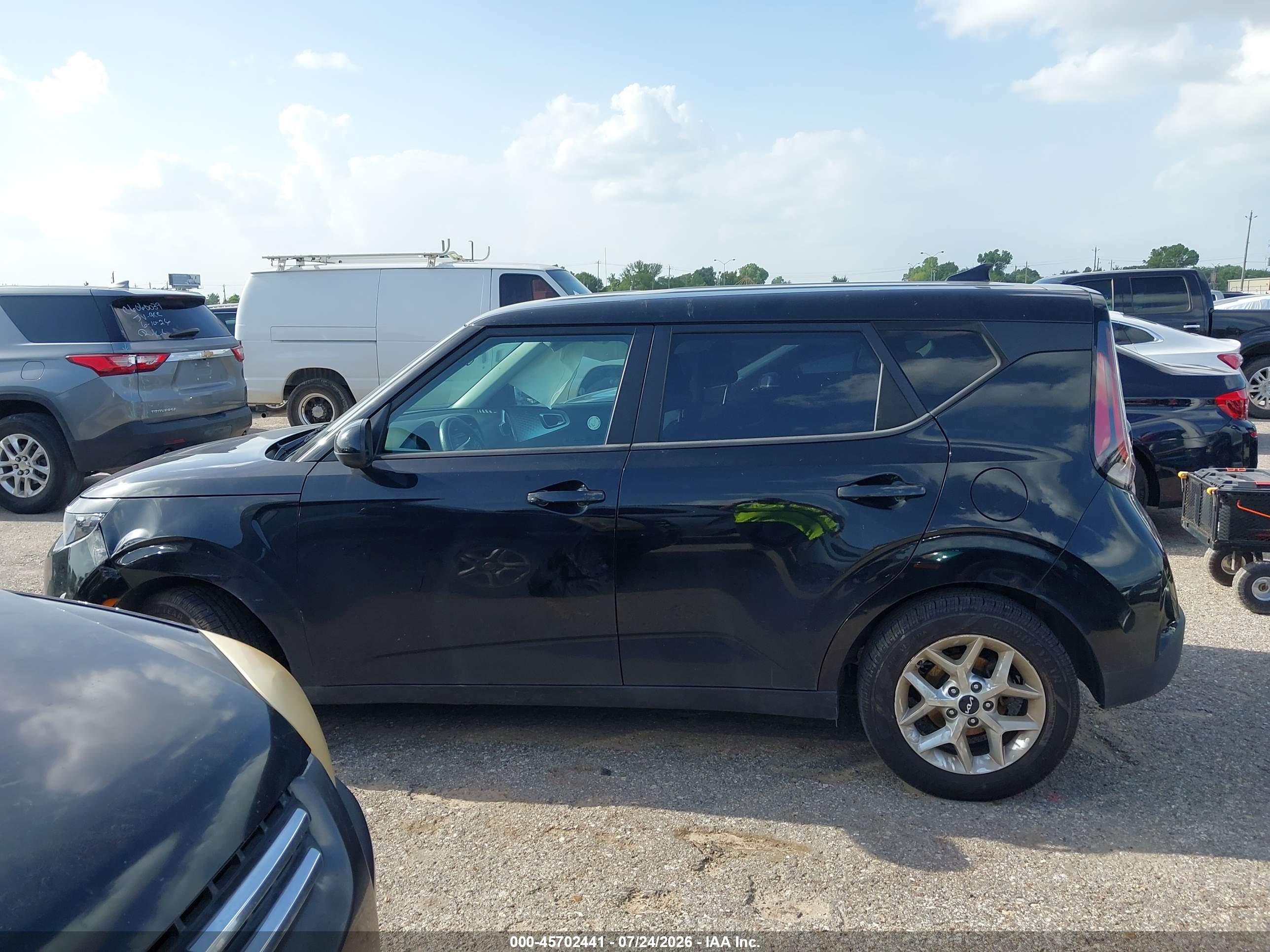 2024 KIA SOUL LX