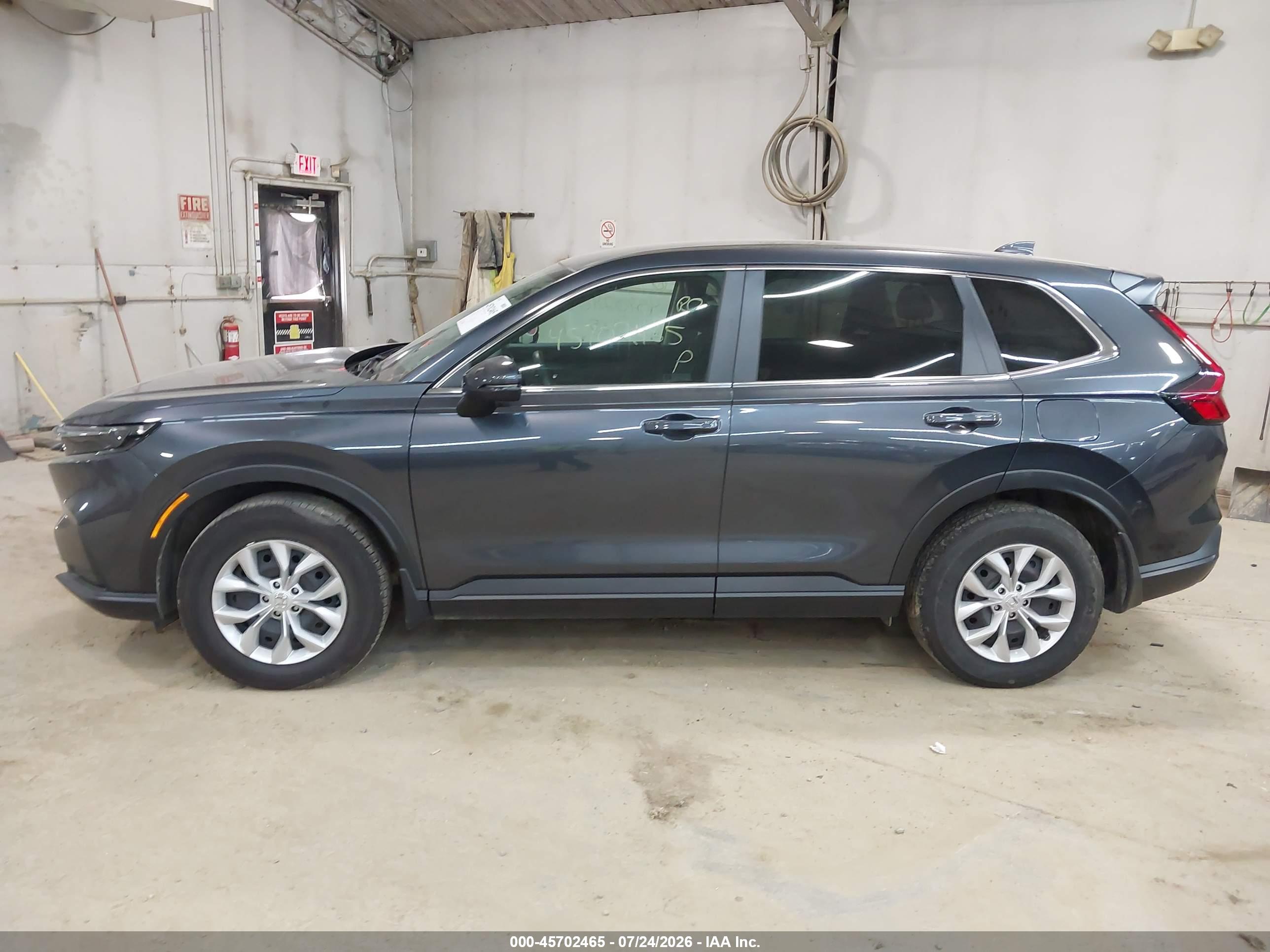 2025 HONDA CR-V LX AWD