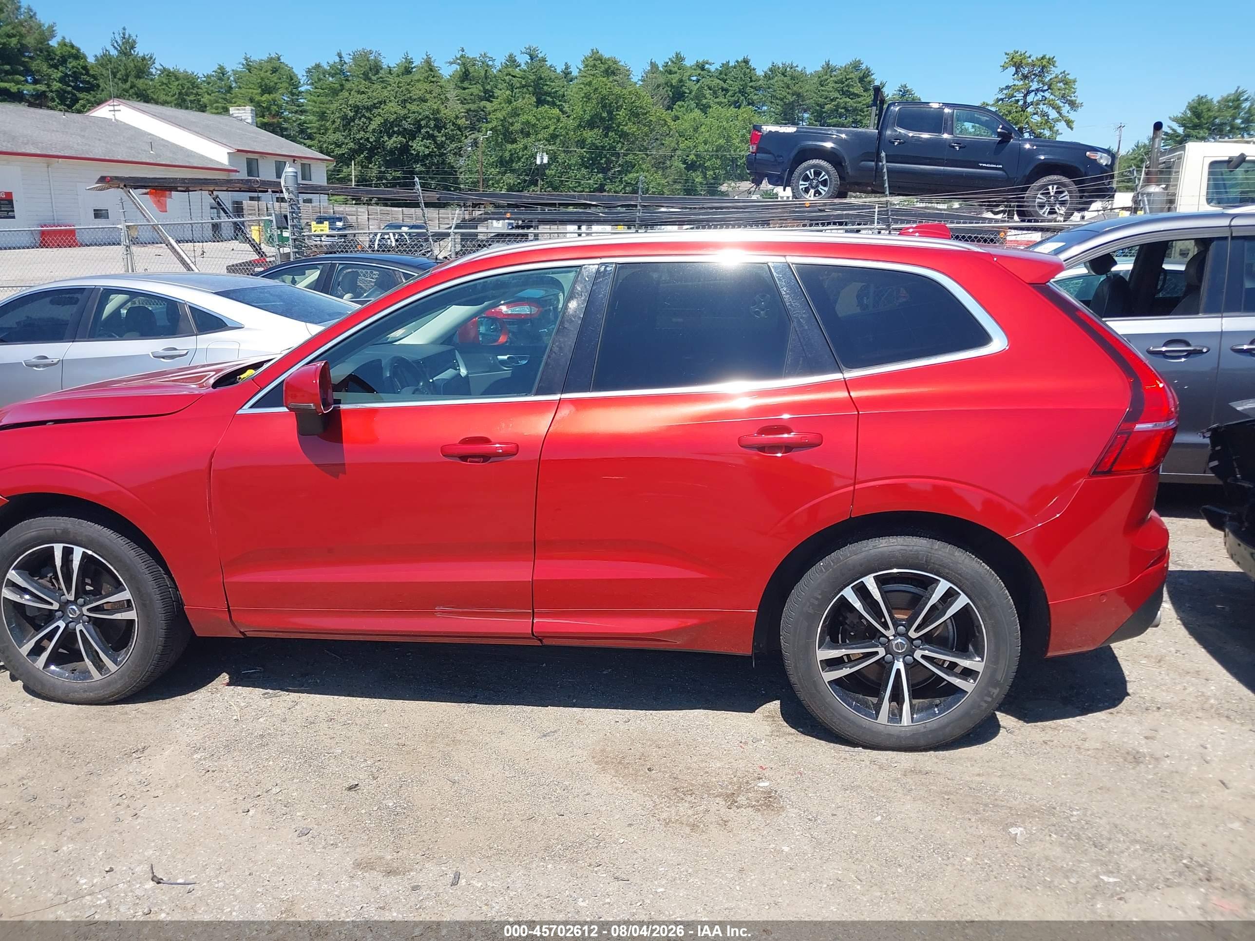 2019 VOLVO XC60 T6 MOMENTUM
