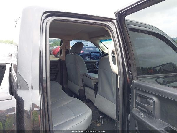 2017 RAM 1500 EXPRESS  4X4 6'4 BOX