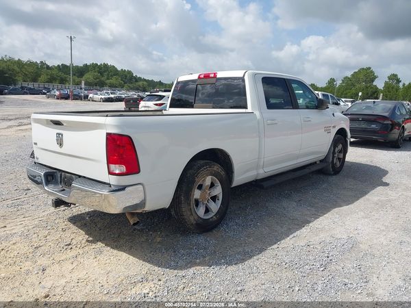 2020 RAM 1500 CLASSIC SLT  4X2 6'4 BOX