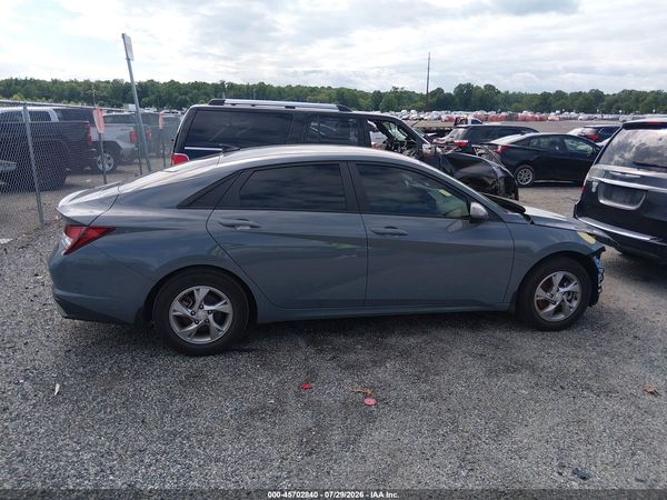2022 HYUNDAI ELANTRA SE