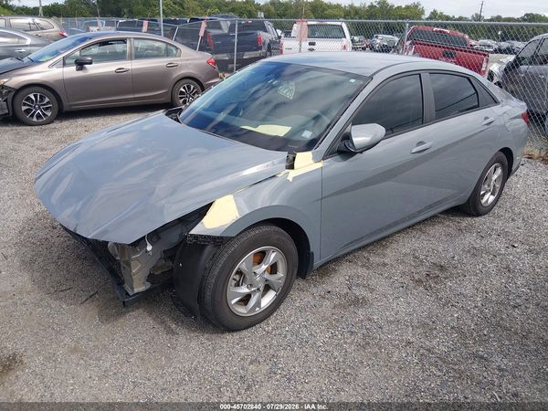 2022 HYUNDAI ELANTRA SE
