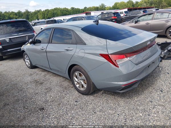 2022 HYUNDAI ELANTRA SE