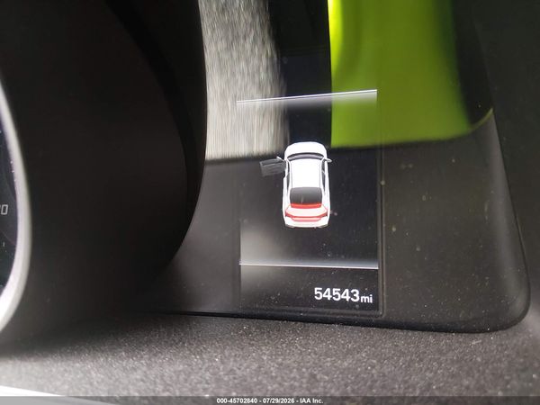 2022 HYUNDAI ELANTRA SE
