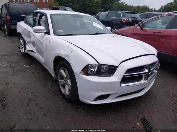 2012 DODGE CHARGER SE