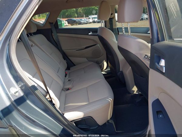 2021 HYUNDAI TUCSON SE