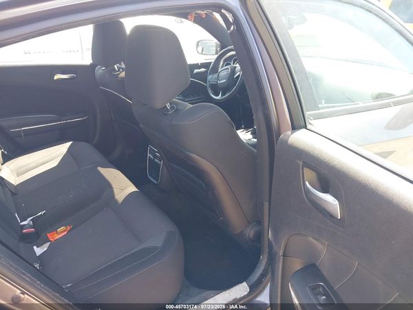 2015 DODGE CHARGER SXT