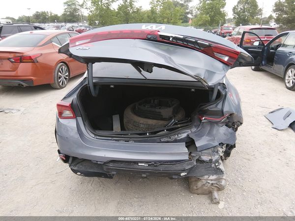 2022 KIA K5 LXS
