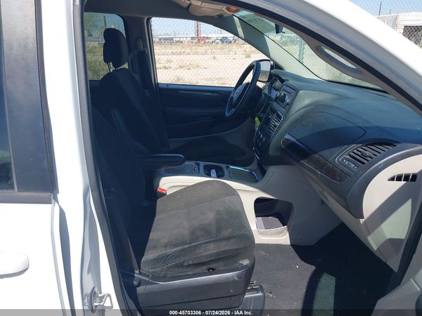 2015 DODGE GRAND CARAVAN SXT — I5